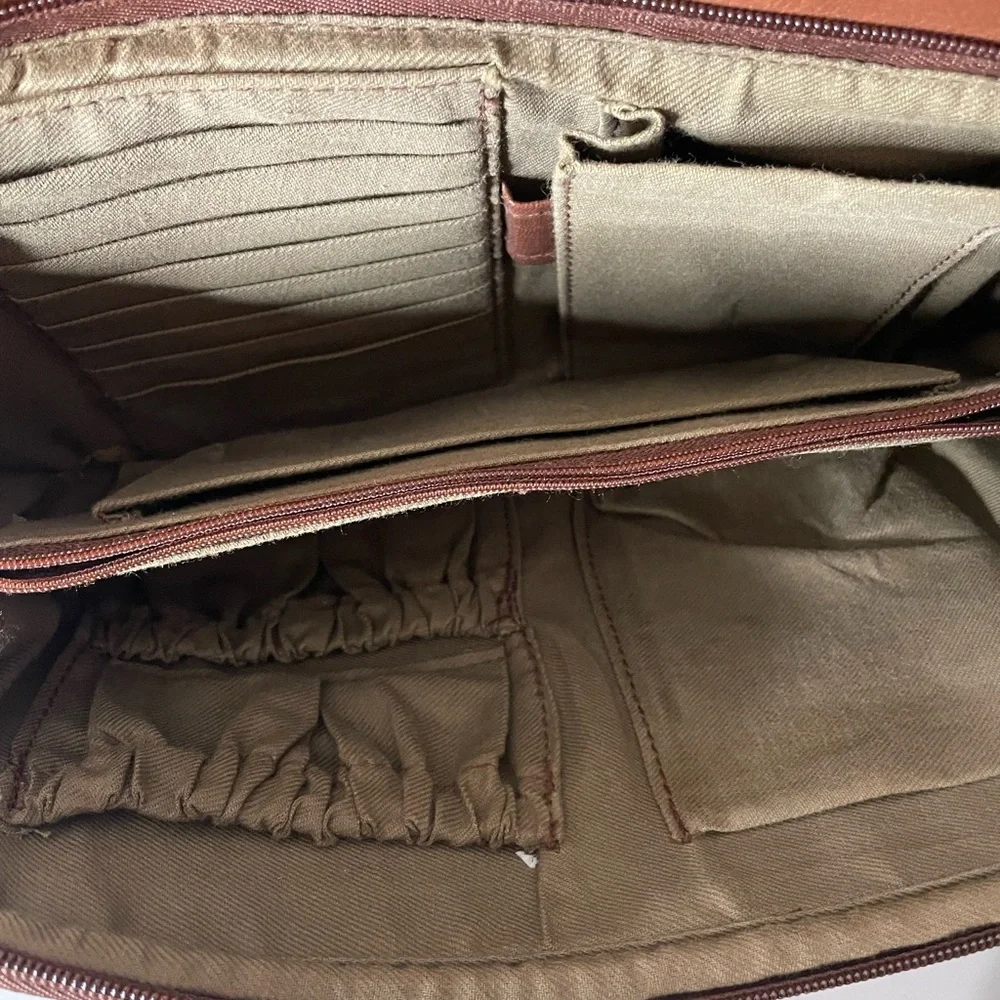 Vintage America Brown Leather Messenger Bag with Brass Hardware